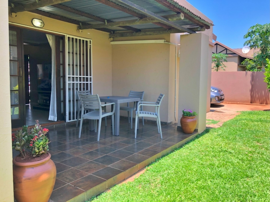 2 Bedroom Property for Sale in Waterval East North West